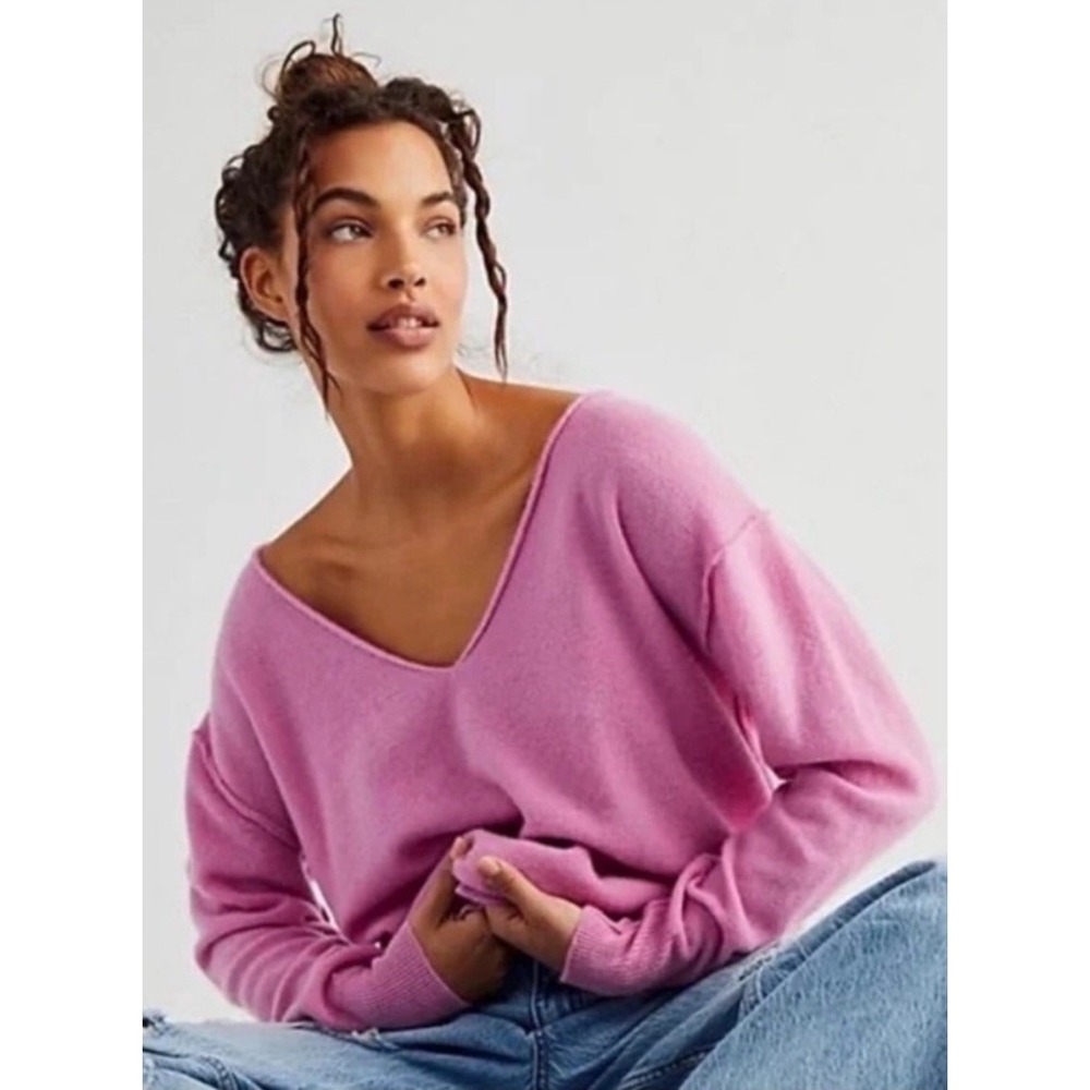 Free People Pink Harmony 100% Cashmere V-Neck Sweater Size M Medium Soft